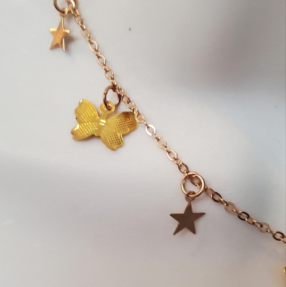 💚5/$25 Gold Tone Butterfly and Star Charm Necklace - Picture 3 of 4